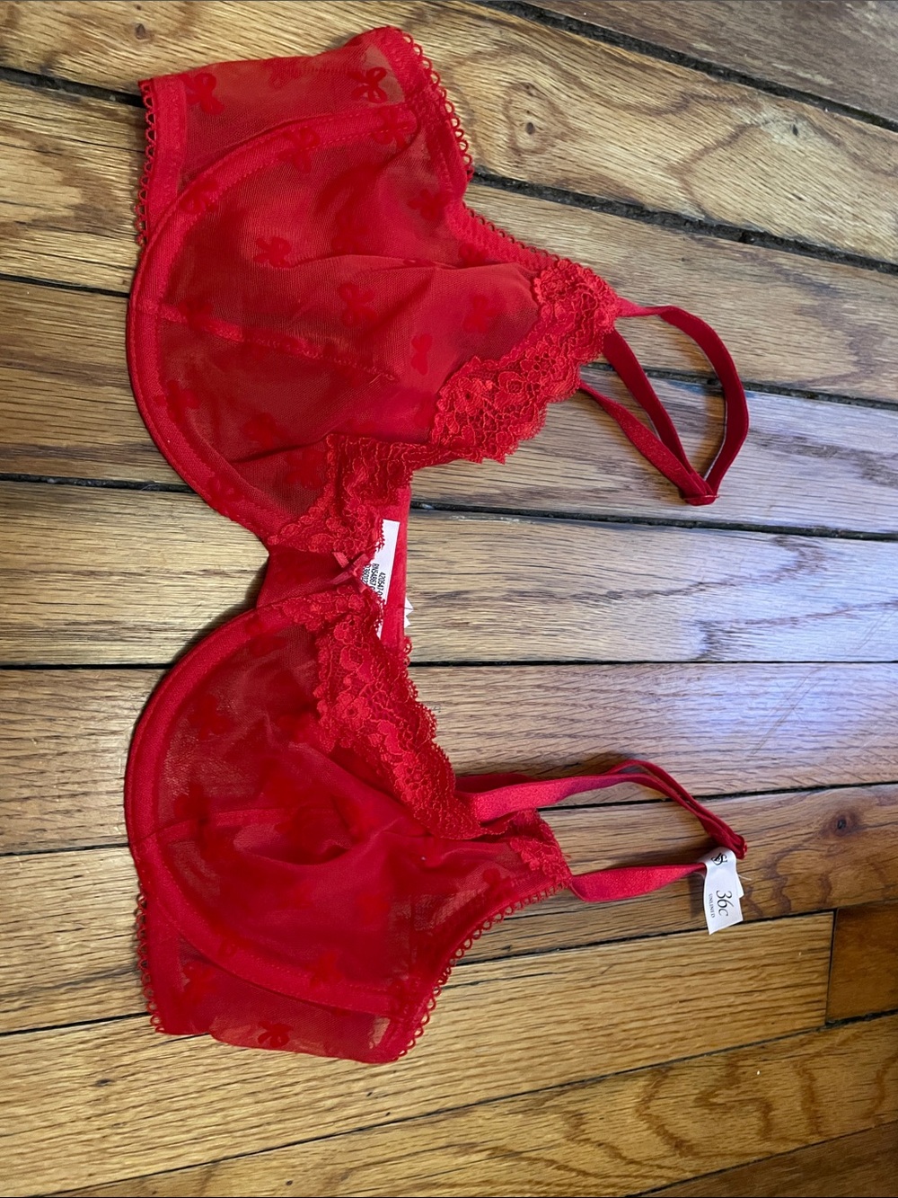 Victoria's Secret Red Lace & Mesh Underwire Bra